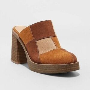 Universal Thread Tess Mule Heels